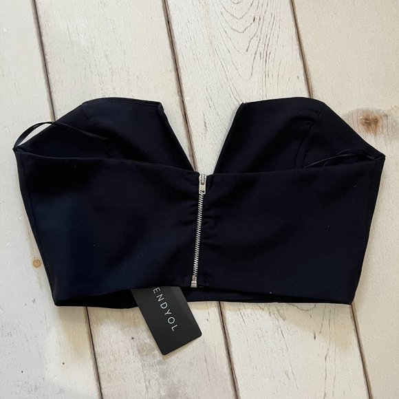 NWT Trendyol plunge corset top in black - Picture 7 of 10